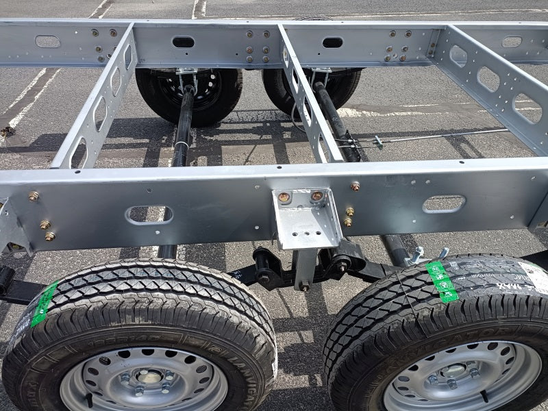 Dual axle trailer chassis.